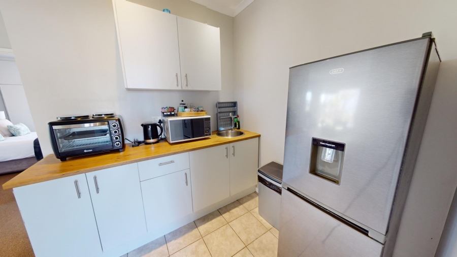 10 Bedroom Property for Sale in Summerstrand Eastern Cape